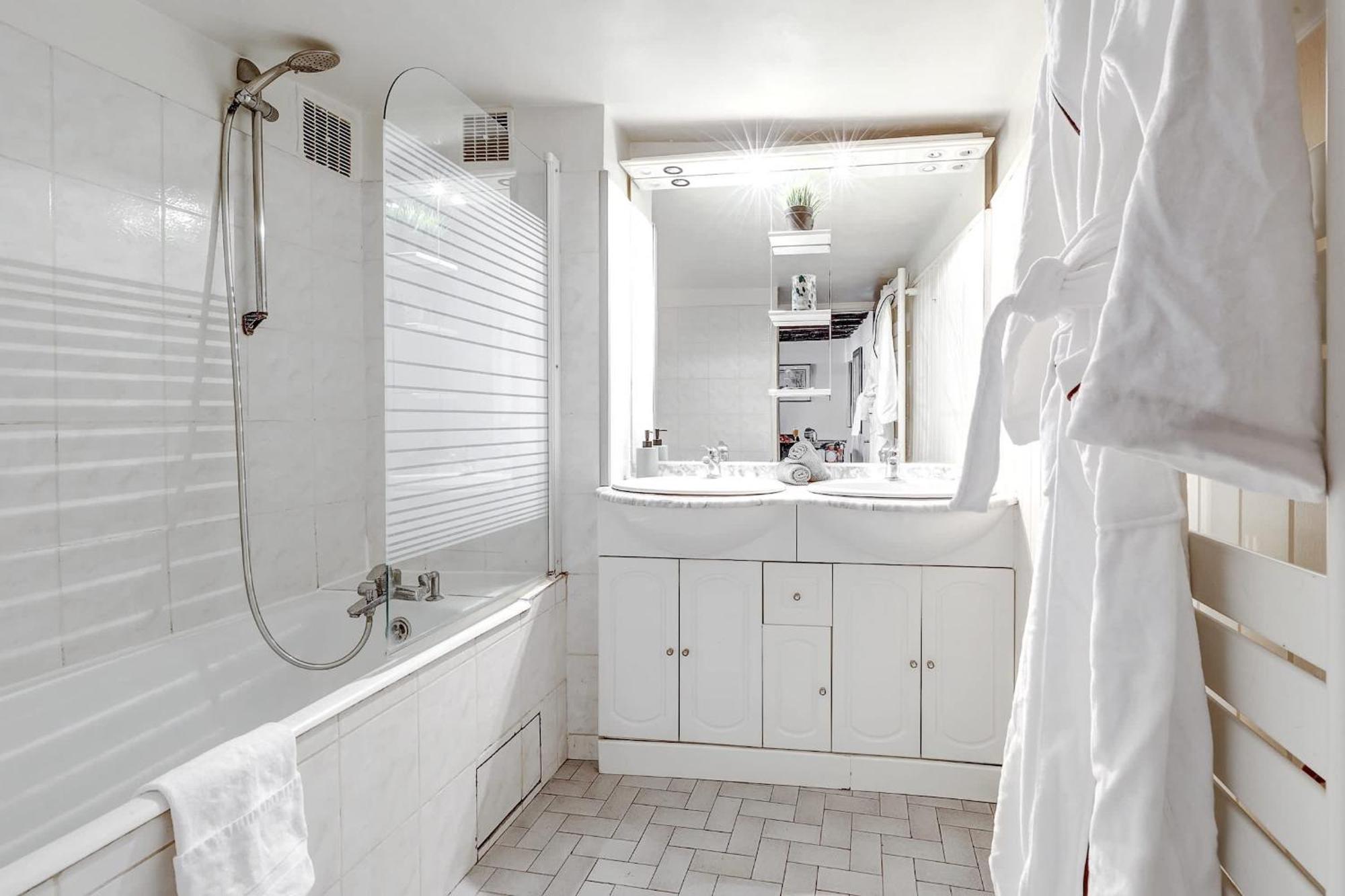 Ile Saint-Louis - 2Br - Cityapartmentstay 巴黎 外观 照片